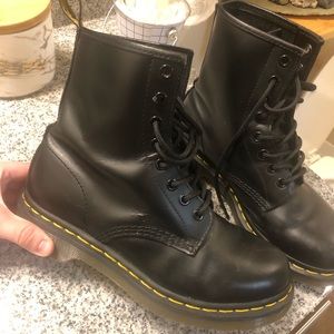 Doc Martens (Dr. Martens)